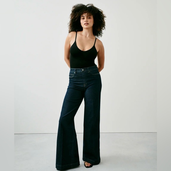 SPANX Navy Wide-Leg Jeans - Picture 1 of 6